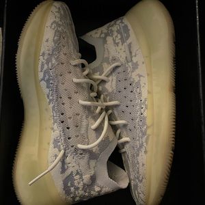 Yeezy 380 UA